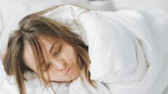 Sleeping Positions :  प्रत्येकजणांची झोपण्याची पद्धत वेगवेगळी असते,हीच पद्धत तुम्हाला सांगते व्यक्तीचा स्वभाव...