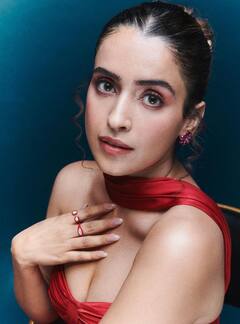 पंडित ने कहा एक्ट्रेस नहीं बन सकती, जॉ सर्जरी कराने की मिलती थी सलाह, फिर दे डाली 2000 करोड़ की फिल्म