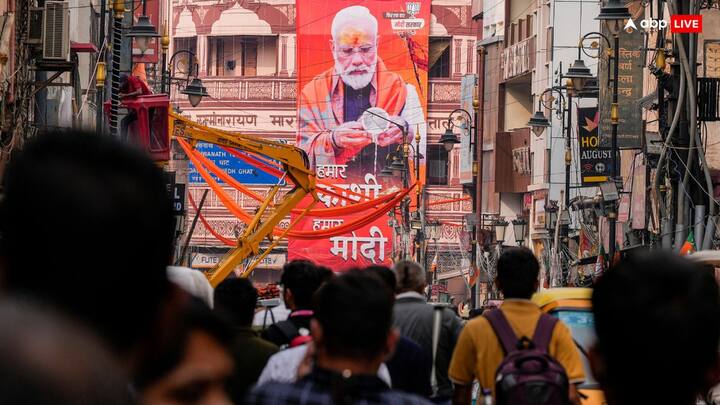 इंटरव्यू के दौरान वाराणसी का जिक्र करते हुए नरेंद्र मोदी ने बताया,