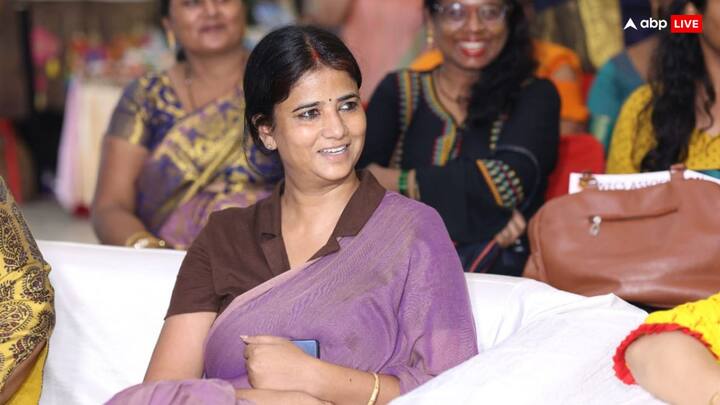 ऋतु जायसवाल का मानना है कि जिसकी वजह से बिहार में कानून बदल जाए, उस व्यक्ति को बाहुबल पर गुरूर क्यों नहीं होगा.