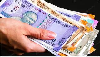 मोठी बातमी! परदेशात पैसे पाठवणं झालं महाग, 'या' बँकांनी आपल्या शुल्कात केला बदल, सविस्तर माहिती एका क्लिकवर 