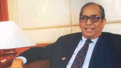 Former ICICI Bank chairman N Vaghul passes away in chennai ஐசிஐசிஐ வங்கியின் முன்னாள் தலைவர் நாராயணன் வாகுல் காலமானார்!