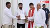 BJP MLAs Meet Revanth Reddy : రేవంత్ రెడ్డిని కలిసిన ముగ్గురు బీజేపీ ఎమ్మెల్యేలు - ఎందుకంటే ?