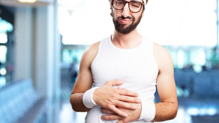 जब खाना डाइजेस्ट होते हुए छोटी आंत में पहुंचती है तो शरीर को फूड्स तोड़ने के लिए मेहनत करनी पड़ती है. खाना को पचाने और डाइजेस्ट होने के लिए एंजाइम की जरूरत पड़ती है.