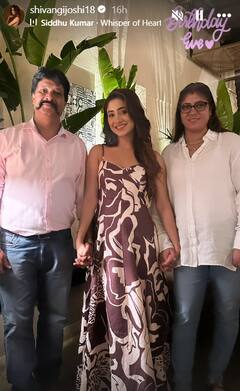 Shivangi Joshi Birthday Bash: बेस्टी जन्नत जुबैर और फैमिली संग शिवांगी जोशी ने मनाया बर्थडे का जश्न, सामने आई Inside तस्वीरें