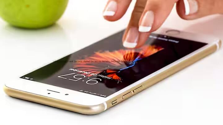 How to fix Internet issue: સ્માર્ટફોનનો ઉપયોગ કરનારા લોકોને ઈન્ટરનેટ સંબંધિત ઘણી સમસ્યાઓનો સામનો કરવો પડે છે. આવી સ્થિતિમાં અમે તમને 5 ટિપ્સ વિશે જણાવવા જઈ રહ્યા છીએ, જે દરેક માટે જાણવી ખૂબ જ મહત્વપૂર્ણ છે.