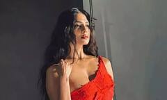 Malavika Mohanan : தோழியுடன் ரிலாக்ஸ் செய்யும் மாளவிகா மோகனன்!