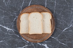 Breakfast: आप भी रोजाना सुबह चाय या दूध के साथ खाते हैं ब्रेड, तो हो जाएं सावधान, शरीर को हो सकते हैं ये नुकसान