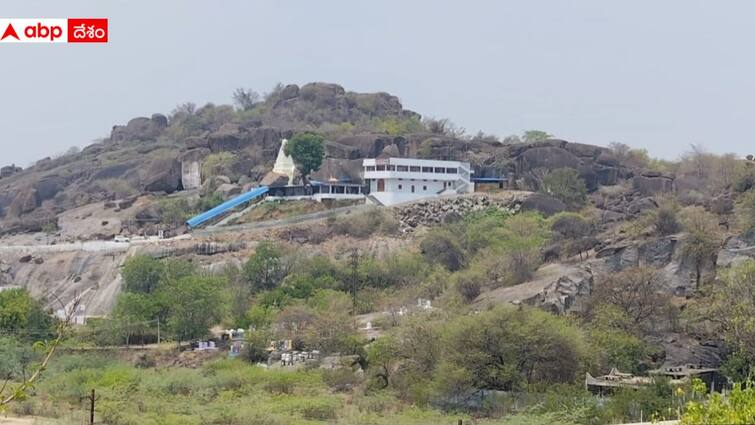 Aggalayya Gutta Jain Temple Aggalayya Gutta Tourism Spot In Warangal Aggalayya Gutta: వరంగల్‌లో 1000 ఏళ్ల పర్యాటక కేంద్రం అగ్గలయ్య గుట్ట, ఆ పేరెలా వచ్చిందంటే!