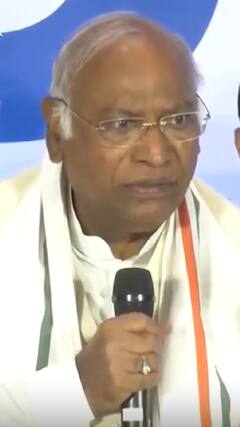 'PM Modi जो कहते हैं वो ही होता है, लेकिन इस बार चुनाव में वो नहीं होगा' - Kharge | ABP Shorts