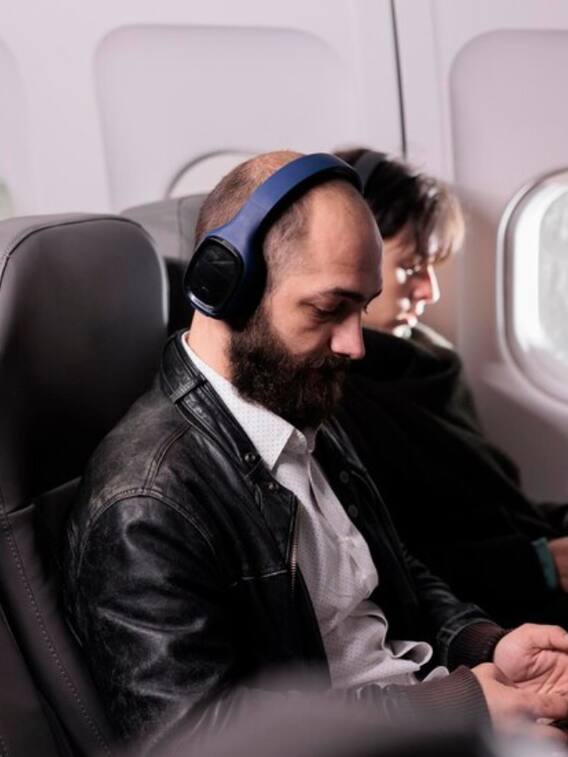 प्लेन के अंदर हवा कहां से आती है?