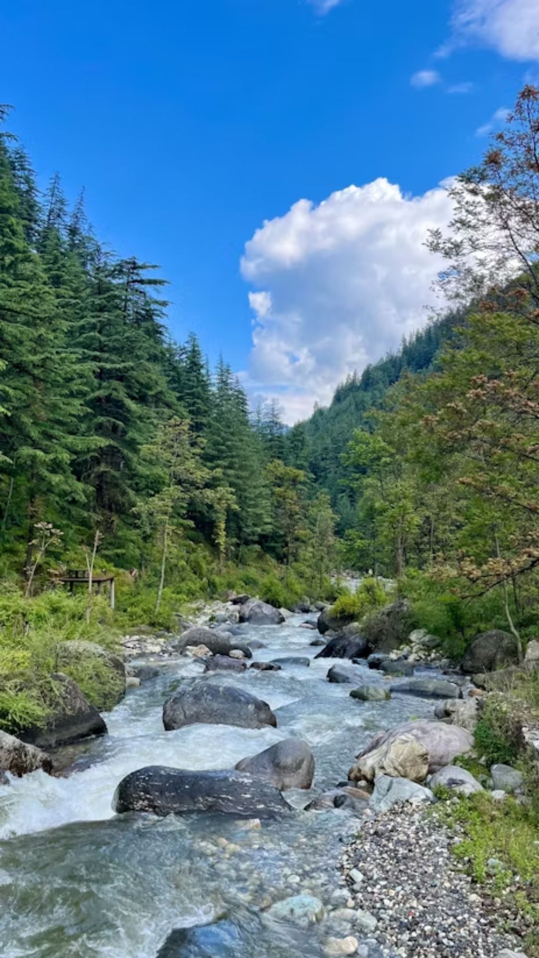 மணாலி மக்களின் வாழ்க்கை முறையை அனுபவிக்க ஜிபிக்கு செல்லலாம், இது மணாலியில் இருந்து 100 கிமீ தொலைவில் உள்ளது