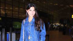 Jacqueline Fernandez : जॅकलीन झाली एअरपोर्टवर स्पॉट; डेनिम लूक चर्चेत!