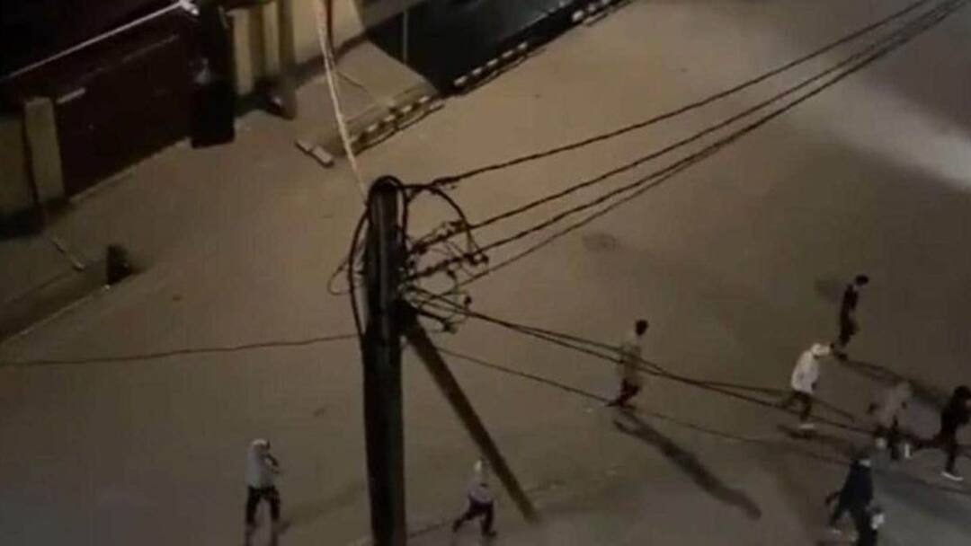 இந்திய மாணவர்களே உஷார்! வீடுகளுக்குள்ளேயே இருங்க! கிர்கிஸ்தானில் வன்முறை! தூதரகம் அலெர்ட்!