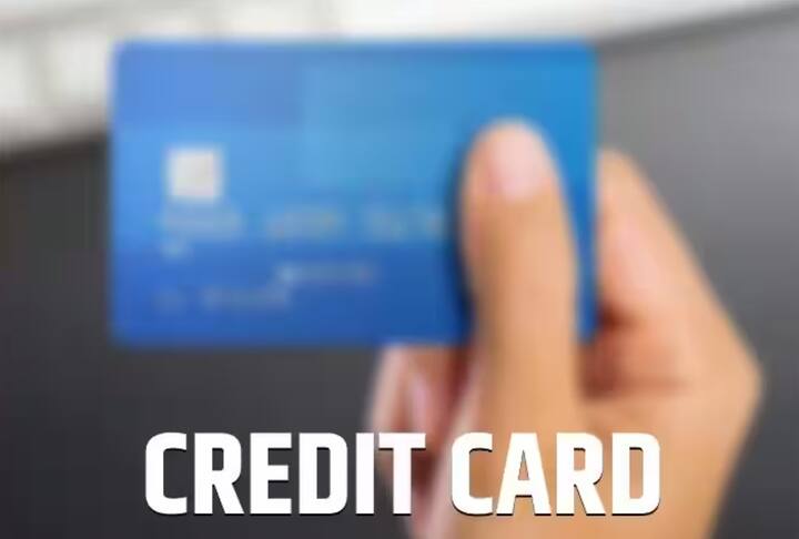 क्रेडिट कार्डवर 16 अंकी कार्ड नंबरसह एक्सापयरी डेट असते. अनेक क्रेडिट कार्ड्सवर एक्सपायरी डेट ही महिना आणि वर्षाच्या स्वरुपात असते.