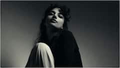 Meenakshi Chaudhary: డార్క్‌ థీమ్‌లో మీనాక్షి చౌదరి హాట్‌ ట్రీట్‌ - వయ్యారాలు చూస్తే మతిపోతుందంటున్న కుర్రకారు