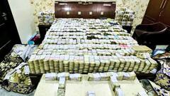 इनकम टैक्स टीम का बड़ा एक्शन! जूता व्यापारी के घर पर छापा, बरामद किया 30 करोड़ कैश