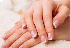 Nails Story: નખ પર દેખાઇ આવા નિશાન તો બની શકે છે ખતરનાક, ડૉક્ટરો કહે છે આને કેન્સરના સંકેત