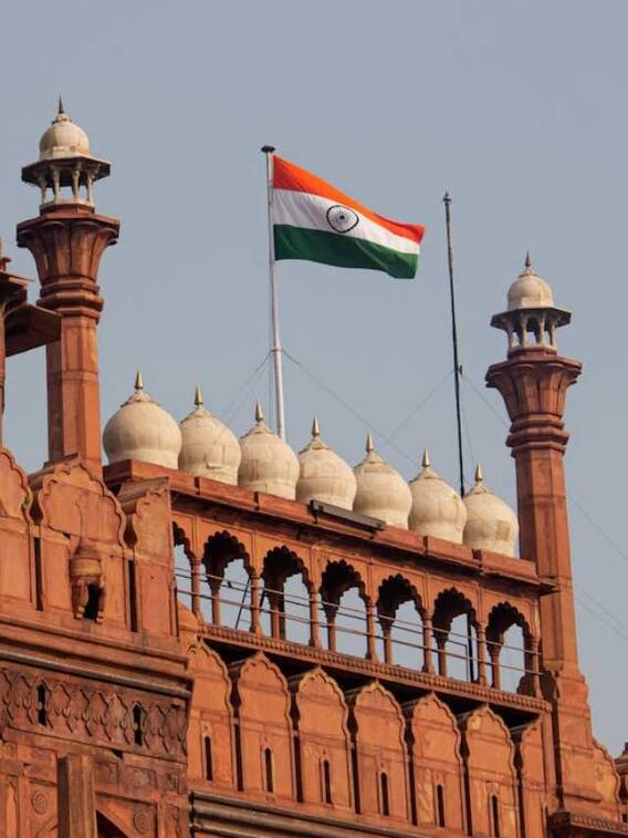 दिल्ली में कौन-कौन सी चीजें केंद्र सरकार के अधीन हैं