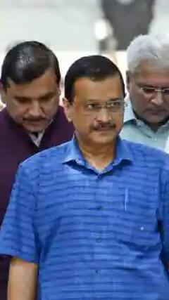 CM Arvind Kejriwal पार्टी नेताओं के साथ दिल्ली में पार्टी कार्यालय से रवाना हुए | ABP Shorts