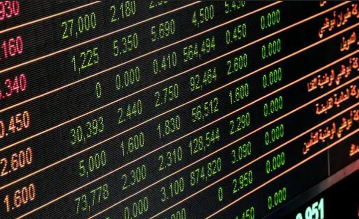 या आठवड्यात अनेक कंपन्यांचे शेअर्स हे एक्स डिव्हिडेंड होणार आहेत. याची सुरुवात 22 मेपासून होणार आहे. बुधवारी म्हणजेच 22 मे रोजी एक्स-डिव्हिडेंड होणाऱ्या शेअर्समध्ये एवांटेल (0.20 रुपये), ग्रेट ईस्टर्न शिपिंग (10.8 रुपये), हाय एनर्जी बॅटरीज (3 रुपये), केन्नामेटल (30 रुपये), ओबेरॉय रिअॅलिटी (2 रुपये), पोन्नी शुगर्स (7 रुपये), शेषासायी पेपर (5 रुपये)  आणि सुला विनयार्ड (4.5 रुपये) यांचा समावेश आहे.