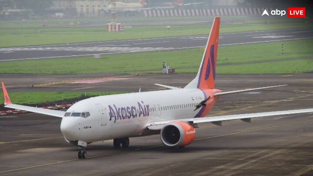 Aviation Sector: रेलवे से हजारों मील पीछे हैं एयरलाइन्स, एयरपोर्ट-प्लेन की संख्या तेजी से बढ़ाने की जरूरत Akasa Air founder Aditya Ghosh says that indian Railways one day passengers are equal to whole years air traffic Aviation Sector: रेलवे से हजारों मील पीछे हैं एयरलाइन्स, एयरपोर्ट-प्लेन की संख्या तेजी से बढ़ाने की जरूरत