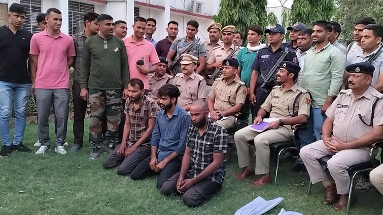 Dholpur Police arrested rewarded dacoit Lukka and his associates from Basai Dang Rajasthan Crime News ANN Dholpur News: धौलपुर पुलिस ने एक लाख के इनामी डकैत समेत दो साथियों को दबोचा, 3 राज्यों में दर्ज हैं 37 मुकदमें