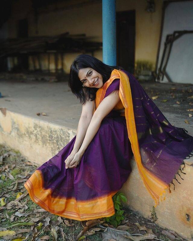 இன்று மே 19 தாணு 33 வயதில் அடையடுத்து வைக்கிறார் மடோனா. ரசிகர்கள் பலரும் இவருக்கு சமூக வலைத்தளங்களில் வாழ்த்து தெரிவித்து வருகின்றனர்.