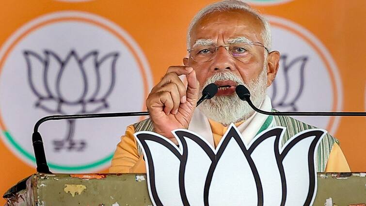 Lok Sabha Elections 2024 PM Modi Attacks INDIA Alliance tells about Muslim Reservation  Lok Sabha Elections 2024: मुसलमानों के आरक्षण को लेकर पीएम मोदी ने याद दिलाई लालू यादव की ये बात