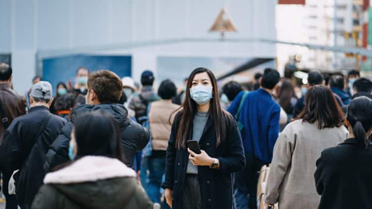 Singapore Braces For Covid-19 Omicron Flirt Surge Over 25,900 Cases In A Week Govt Urges Mask-Wearing Fresh Covid Wave In Singapore? Mask Advisory Back As Asian Nation Reports Over 25,000 Cases In A Week