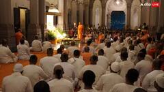 'न तो हम राजनीति करते हैं और न ही लोगों से किसी पार्टी के लिए वोट मांगते', ममता बनर्जी के आरोप पर रामकृष्ण मिशन का तंज