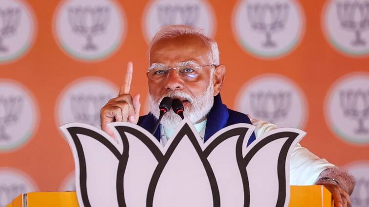 Lok Sabha Elections Nari Shakti Samvaad PM Modi In Kashi Varanasi Ahead Of Polls PM Modi To Interact With 25,000 Women In Varanasi At 'Nari Shakti Samvaad’ Today