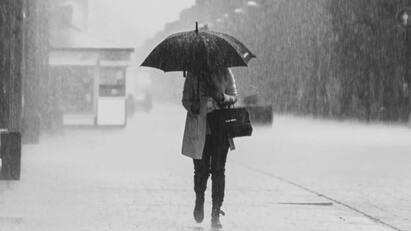 tn rain alert heavy rain chances in tamilnadu for next 5 days TN Rain Alert: அடுத்த 5 நாட்கள் கவனமாக இருங்க.. தமிழ்நாட்டில் கொட்டப்போகும் மழை.. எங்கெங்கு தெரியுமா?