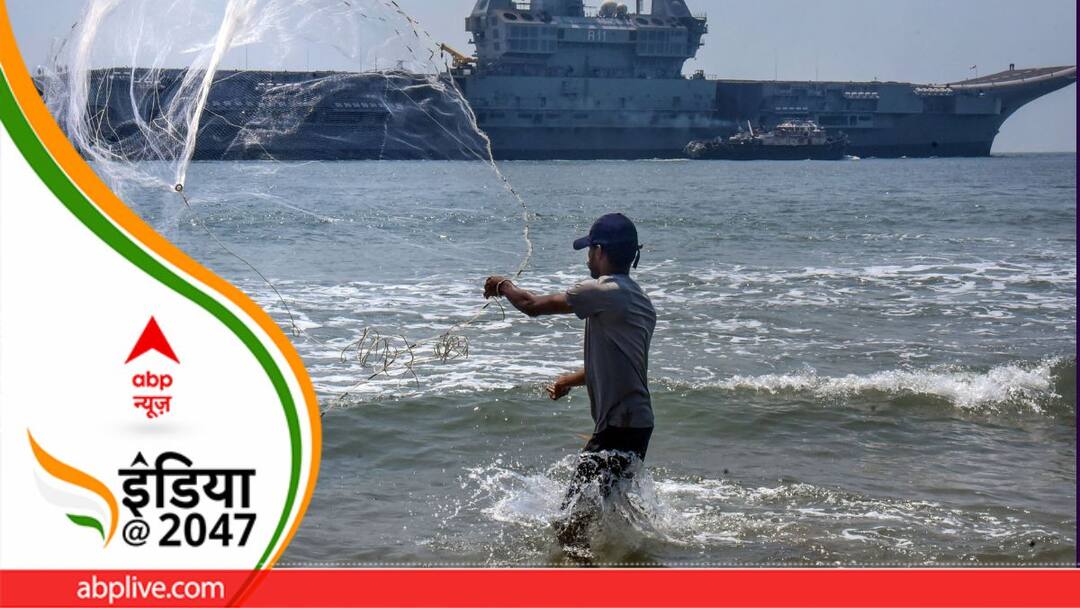 Indian Navy will take head on China with its third aircraft carrier भारतीय नौसेना बनेगा समंदर का सिकंदर, तीसरे विमानवाहक पोत के शामिल होने के बाद चीन की नहीं खैर