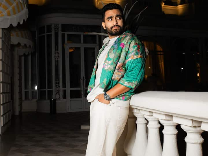 Known for his roles in films like 'Jawan' and 'Govinda Naam Mera,' Viraj Ghelani showcased his style prowess once again with a stunning Cannes ensemble. (Image source: Instagram/ viraj_ghelani)