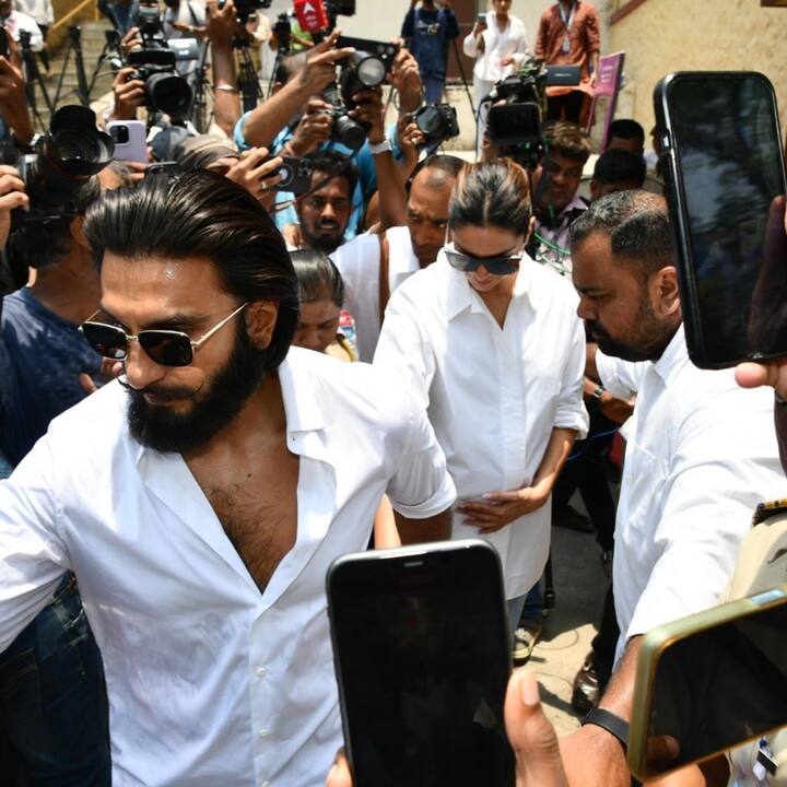 விரைவில் பெற்றோர்களாகவிருக்கும் ரன்வீர் சிங் - தீபிகா படுகோன் ஒன்றாக வந்து வாக்களித்தனர்.
