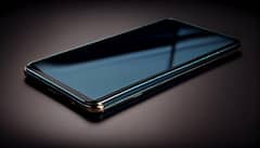 Smartphone Tips: पानी में गिर गया है मोबाइल तो चावल में डालने की बजाय करें ये काम, तुरंत होगा सम