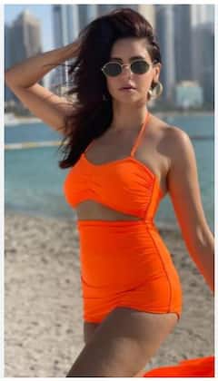 Summer Outfits : ਜੇਕਰ ਤੁਸੀਂ ਸਮਰ ਡਰੈੱਸ ਦੇ ਨਾਲ ਹੇਅਰ ਸਟਾਈਲਿੰਗ ਨੂੰ ਲੈ ਕੇ ਪਰੇਸ਼ਾਨ ਹੋ ਤਾਂ ਇਹ ਹੈ ਜਵਾਬ।