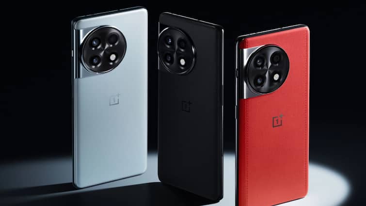 OnePlus 11R 5G Price Cut 10000 Premium Phone Specifications Features Camera Know every detail here लो आ गए मजे! 10 हजार रुपये सस्ता मिल रहा OnePlus का ये प्रीमियम फोन, फीचर्स कर देंगे हैरान