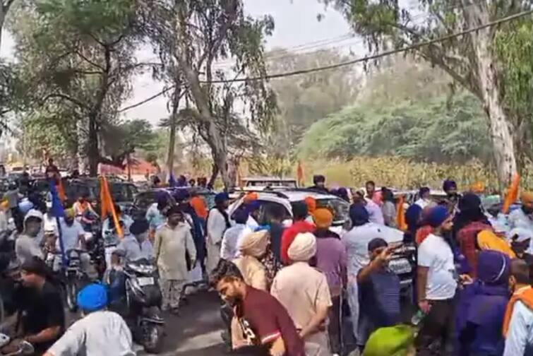 Road show of Khalistani supporter Amritpal in Kapurthala Punjab Election: ਅੰਮ੍ਰਿਤਪਾਲ ਸਿੰਘ ਦੇ ਹੱਕ ‘ਚ ਰੋਡ ਸ਼ੋਅ, ਪਿਤਾ ਤਰਸੇਮ ਸਿੰਘ ਨੇ ਕਿਹਾ- ਜੇਲ 'ਚ ਪੂਰੇ ਜੋਸ਼ 'ਚ ਹੈ ਤੁਹਾਡਾ ਨੇਤਾ