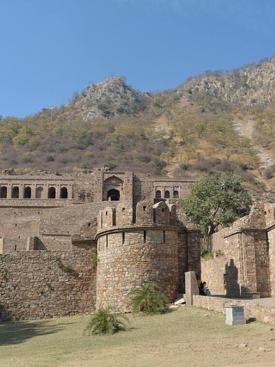 भूतों के भानगढ़ में पहले कौन रहता था?