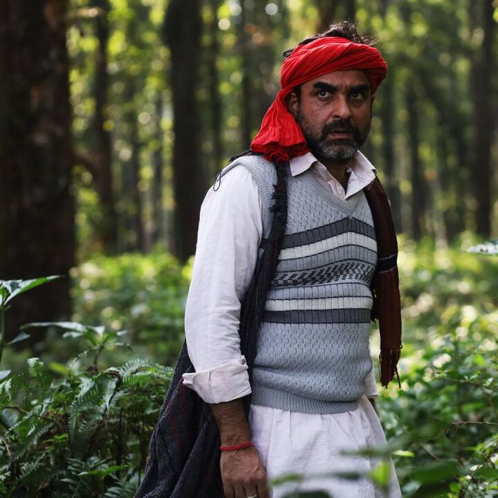 वहीं पंकज त्रिपाठी के पास मुंबई में एक घर हैं और उनके पास लग्जरी गाड़ियां भी हैं. एक्टर ने अपनी आय से इन्वेस्टमेंट भी किए हैं. 2022 में पंकज त्रिपाठी ने एक एग्रीटेक स्टार्टअप में पैसा इन्वेस्ट किया था.