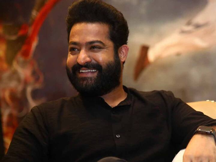 இன்று தனது 41வது பிறந்தநாளை கொண்டாடுகிறார். பிரபலங்கள் மற்றும் ரசிகர்கள் வாழ்த்துக்களை தெரிவித்து வருகிறார்கள்.