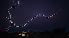 ঘনীভূত হচ্ছে ঘূর্ণিঝড় 'রেমাল', গতি কি পশ্চিমবঙ্গ অভিমুখেই?