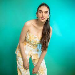 Aditi Rao Hydari Latest Photos : క్యూట్ హెయిర్ స్టైల్​లో అదితీ రావు.. లెమన్ ఎల్లో కలర్ డ్రెస్​లో అదిరిపోతుందిగా