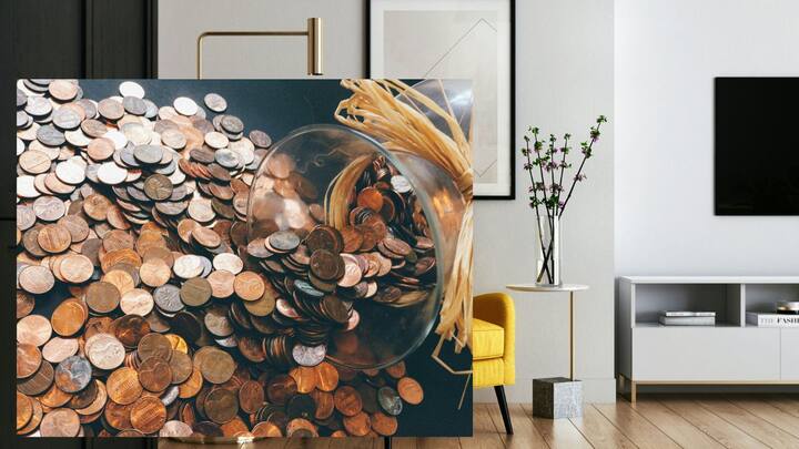 தண்ணீர் குழாய்களில் இருந்து அதிலிருந்து தண்ணீர் வடிந்துகொண்டே இருக்குமேயானால் வீட்டில் பணம் தங்காது. அதனால் வீட்டின் குழாயில் நீர் கசிந்தால் அதனை உடனடியாக சரி செய்யவும். அவ்வாறு செய்யாமல் தண்ணீர் வழிந்துகொண்டே இருந்தால் அது கெட்ட சகுணமாகும்.