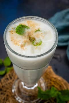 Lassi Easy Recipe: वृंदावन की मशहूर लस्सी का स्वाद पाएं अब घर पर, यहां से लें रेसिपी