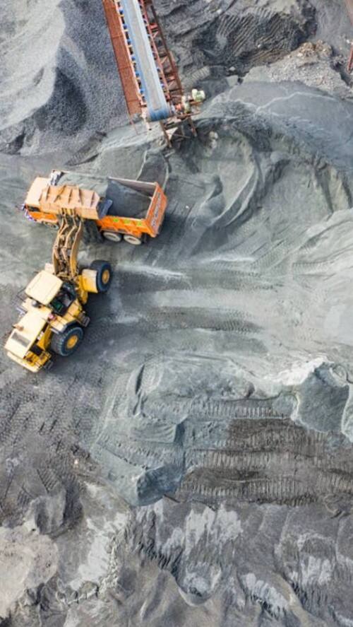 શું સોનાની ખાણમાં ચારેબાજુ સોનું હોય છે