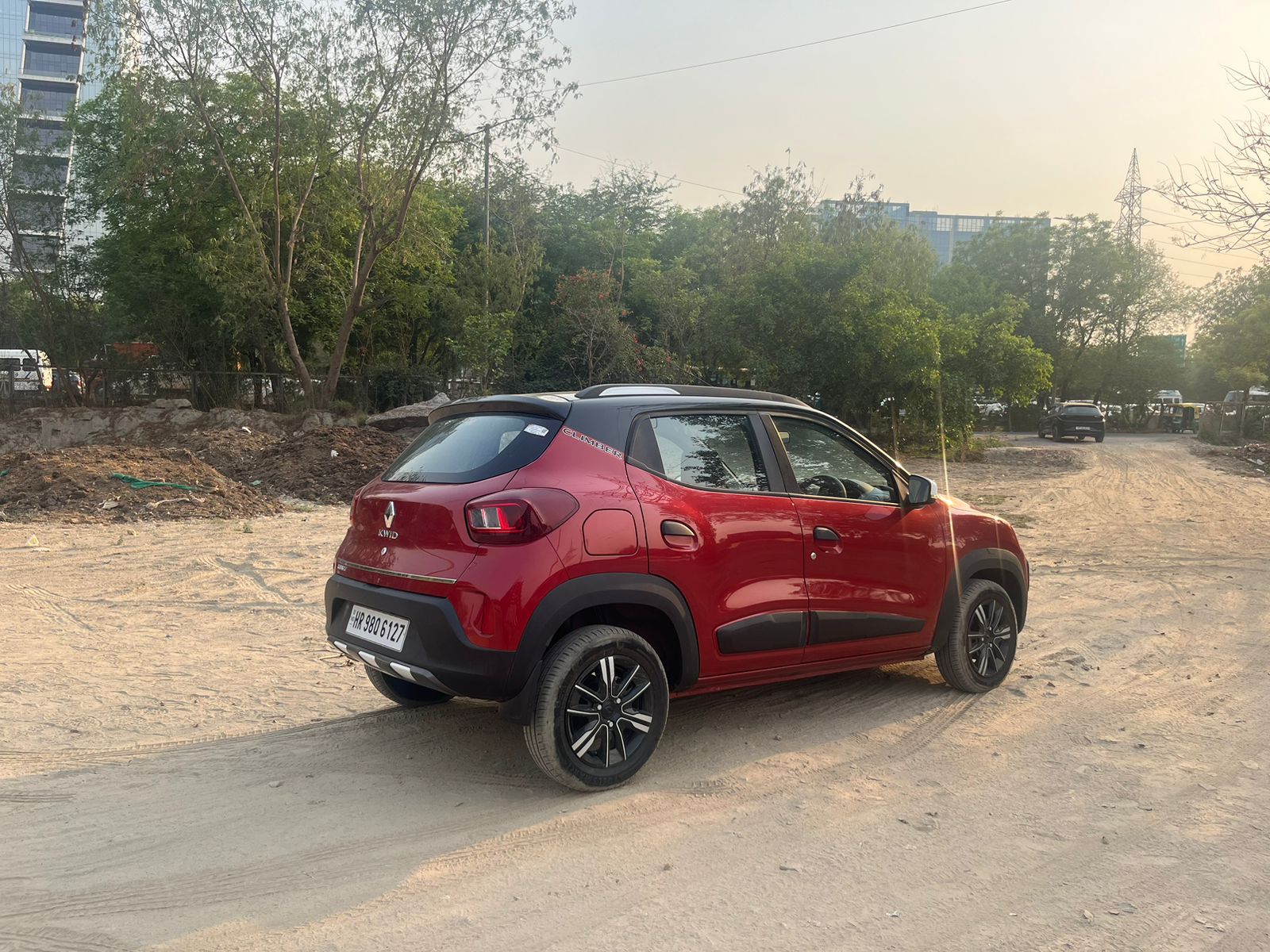 देखिए 2024 Renault Kwid का रिव्यू, बेहतर प्राइस प्वाइंट पर मिलते हैं ज्यादा फीचर्स 