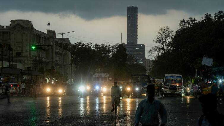 Cyclone Remal Update : রেমাল এখন কি পরিস্থিতিতে ? কেন এমন নামকরণ? মানেই বা কী?